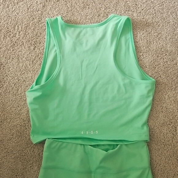 Bike shorts and tank set - Picture 4 of 5